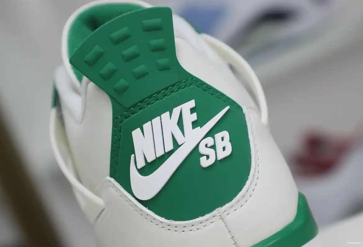 RETRO SB 4 NIKE JORDAN 'PINE AIR X GREEN' 0504